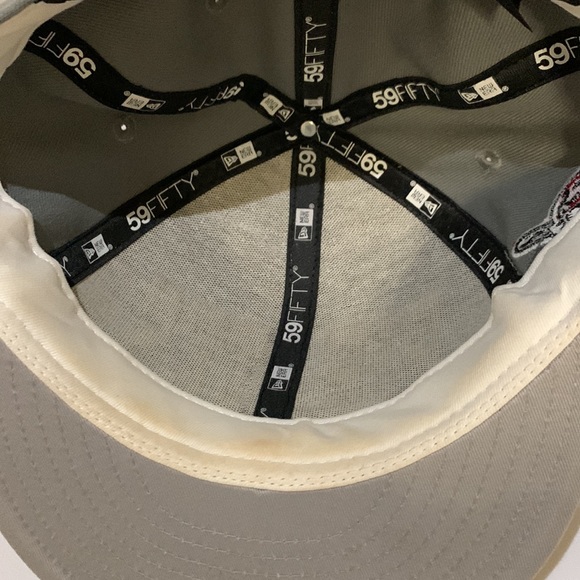 Pittsburgh Pirates Fitted Hat - Picture 4 of 4